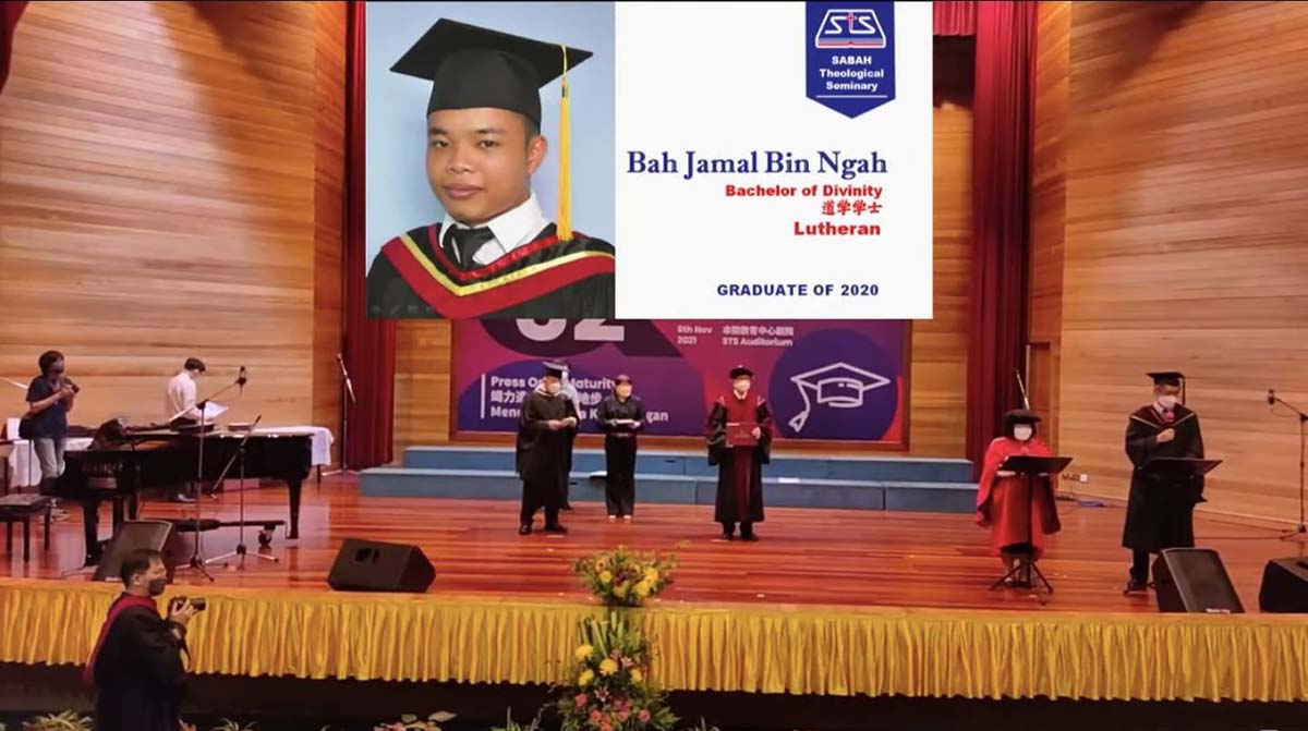 Featured image for “Support for scholarships helps train a new pastor in Malaysia”